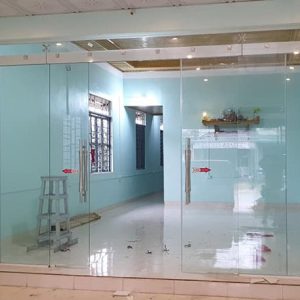 Cửa kính lùa treo